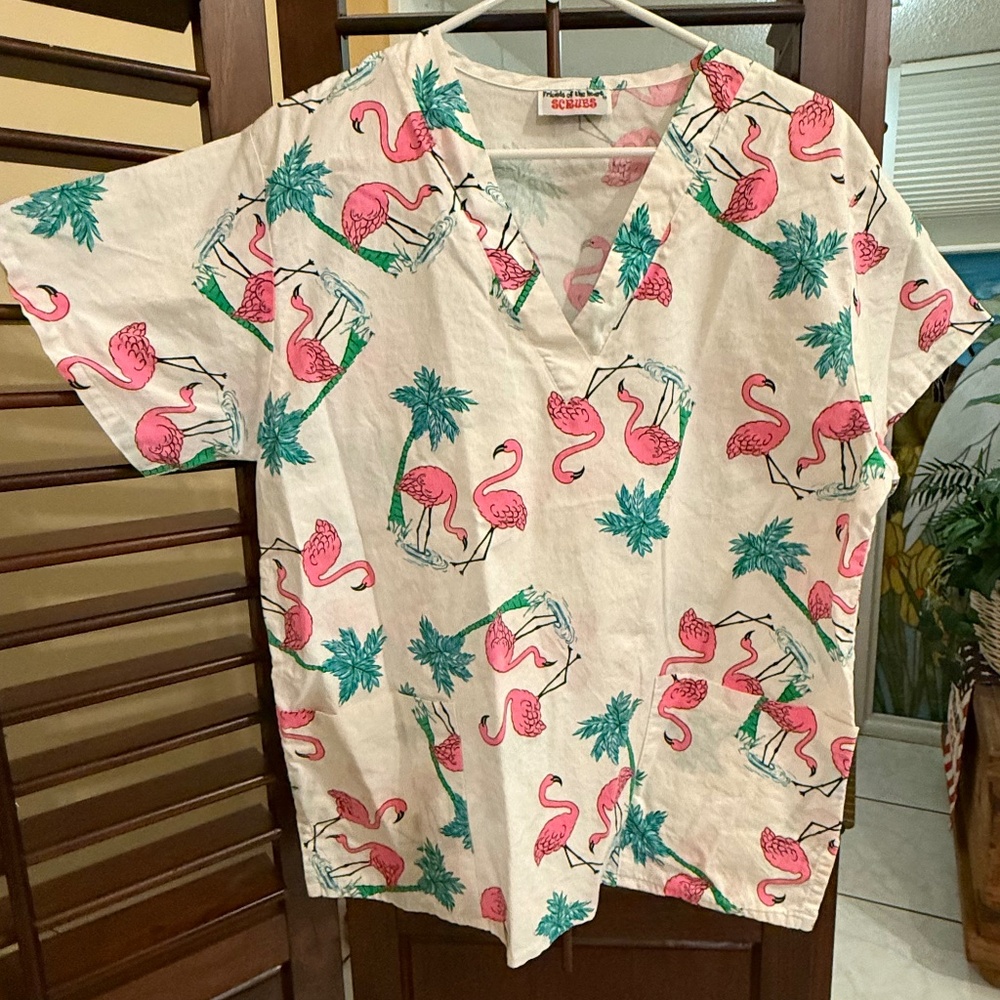 LIMITED TIME:  3 FOR $30  SCRUB TOP, M/L